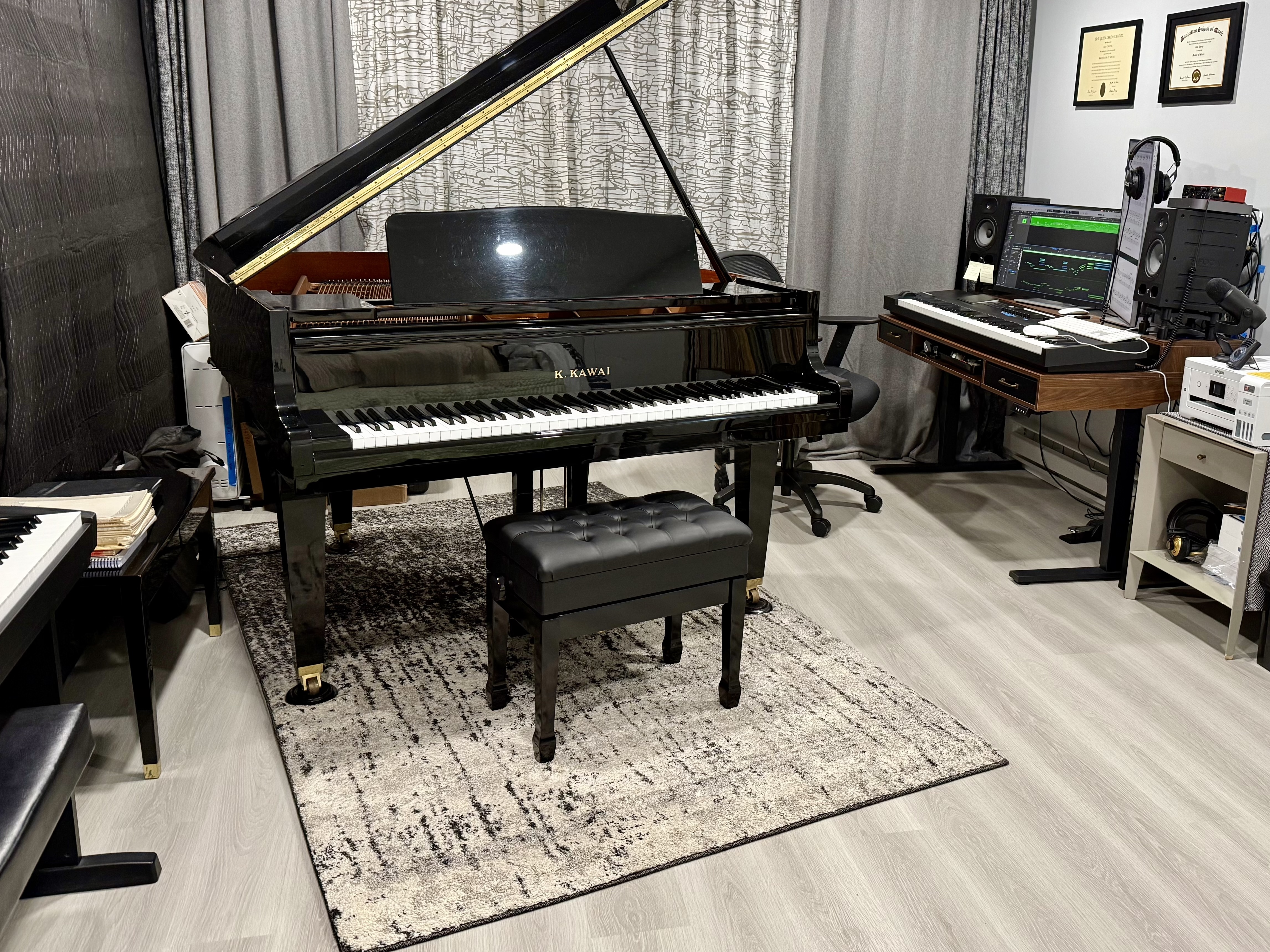 Bellevue piano studio with Kawai grand piano